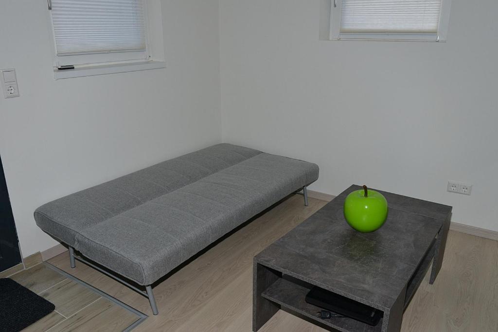Apartment in Reutlingen / Sickenhausen Exterior foto